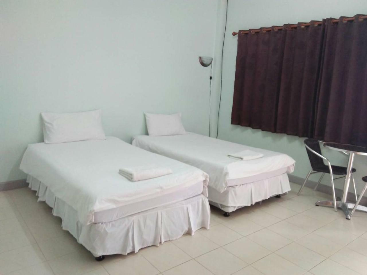 Hotel Sangthong Building Mae Chaem Esterno foto